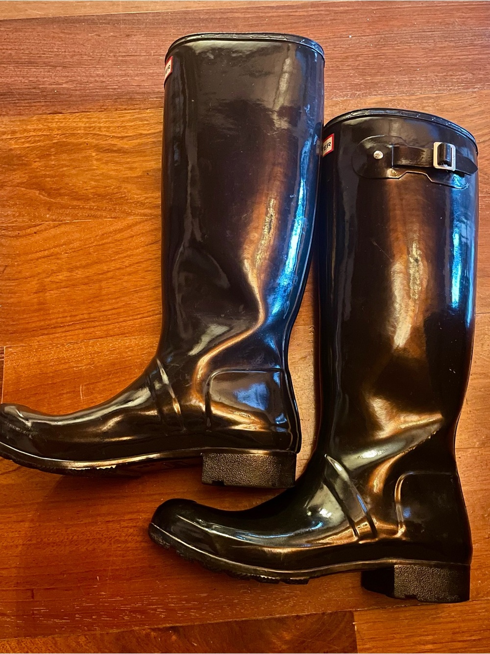 Hunter Black Gloss Tall Rain Boots with Logo - Picture 4 of 7